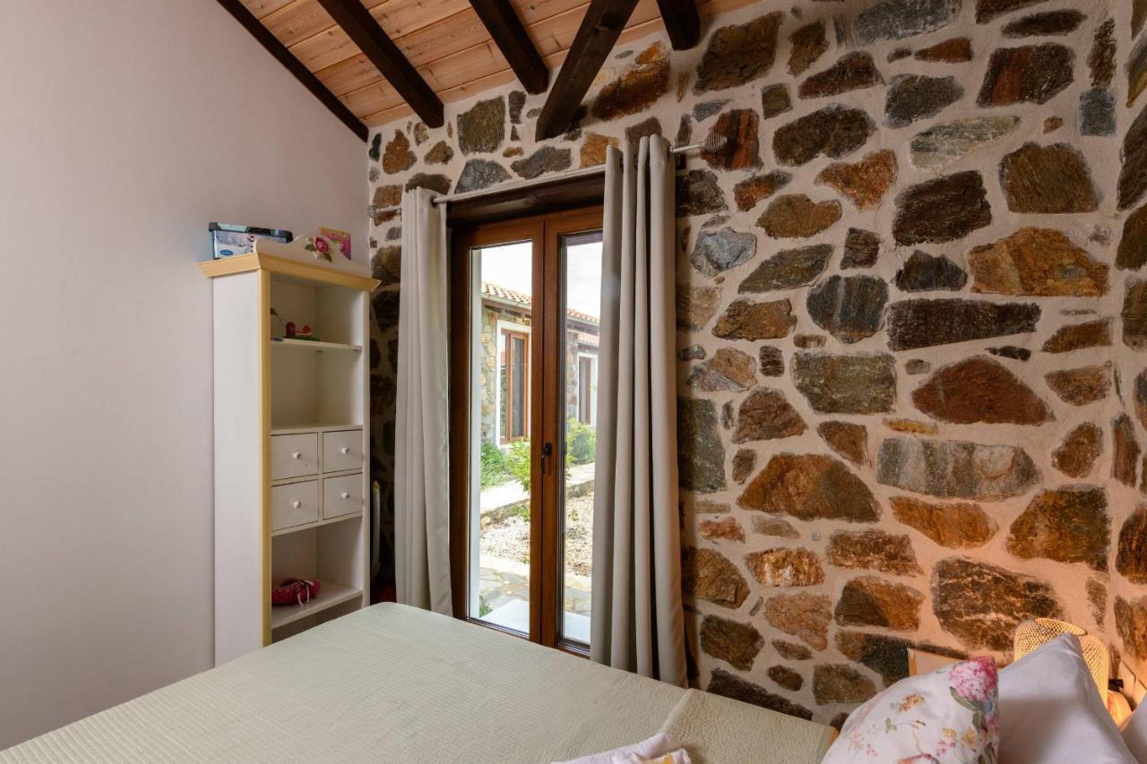Eleni'S Stone House Villa Skala Potamia  Exteriör bild
